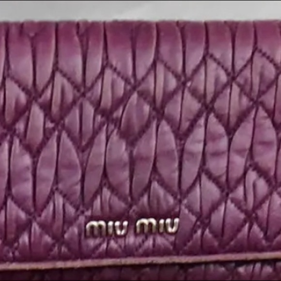 Authentic Miu Miu matelasse leather wallet